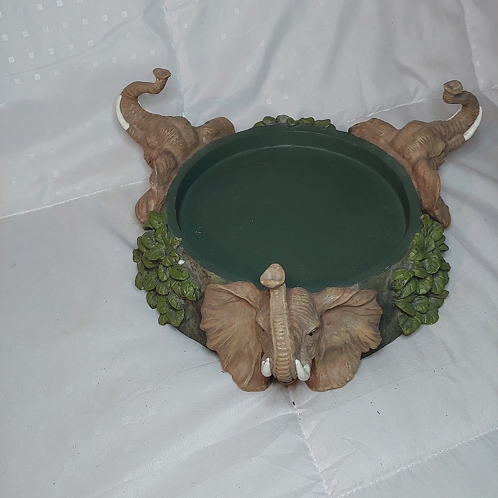 3 TUSKED elephants large plant stand  centerpiece. NO BUNDLING